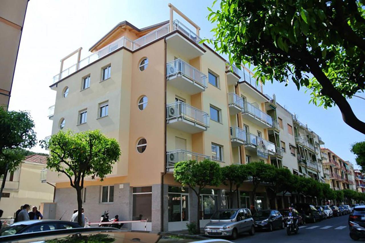 Colibri Apartments דיאנו מרינה מראה חיצוני תמונה